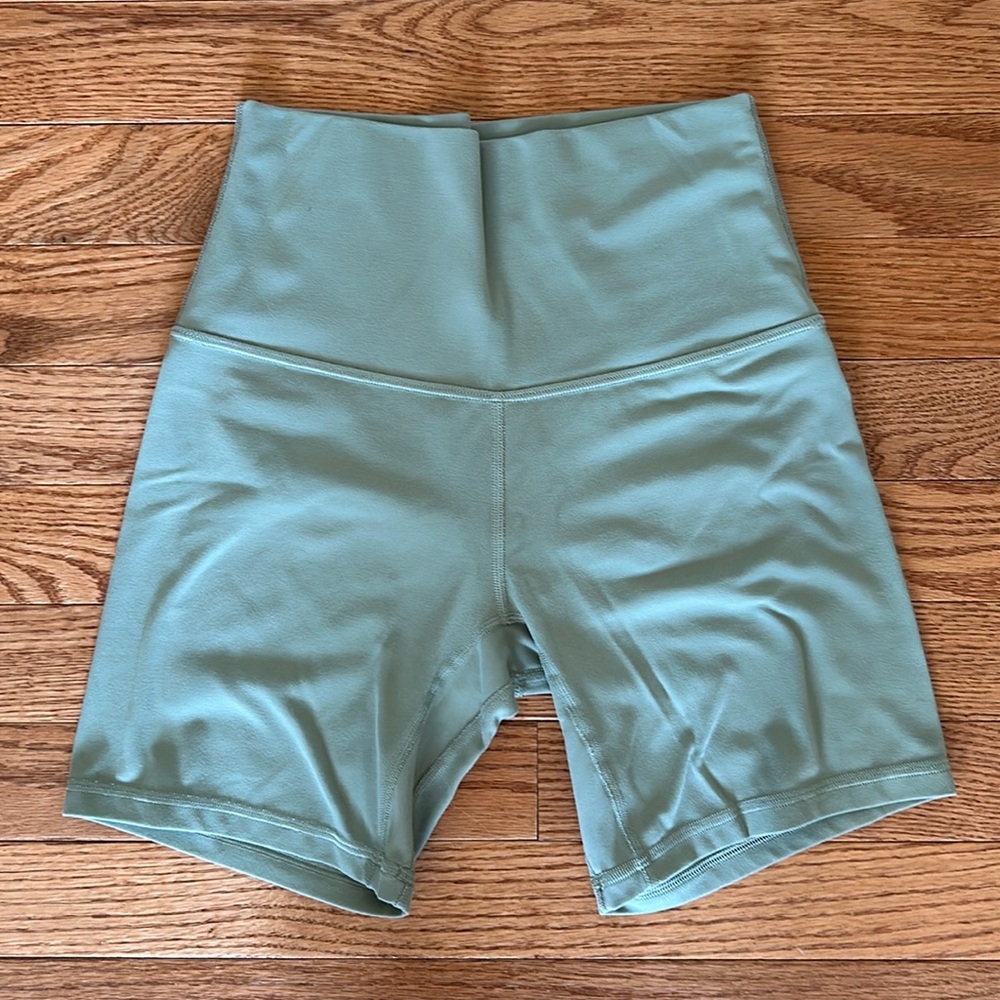 Lululemon align shorts. Size 4
